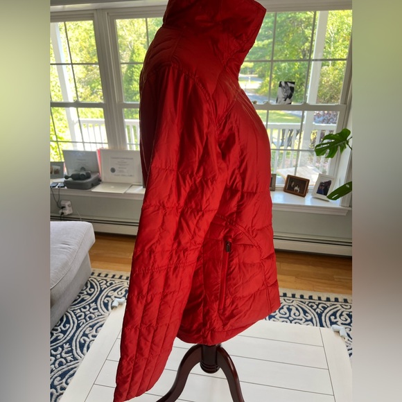 Nau Women’s Large Down Jacket in Orange - Picture 2 of 9